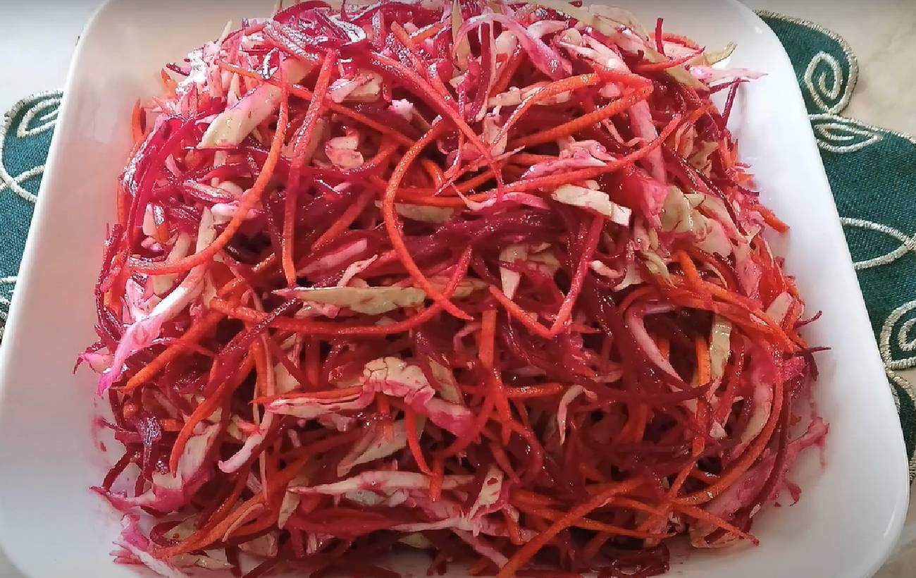 Новорічні салати без м'яса: 5 рецептів до зимового свята